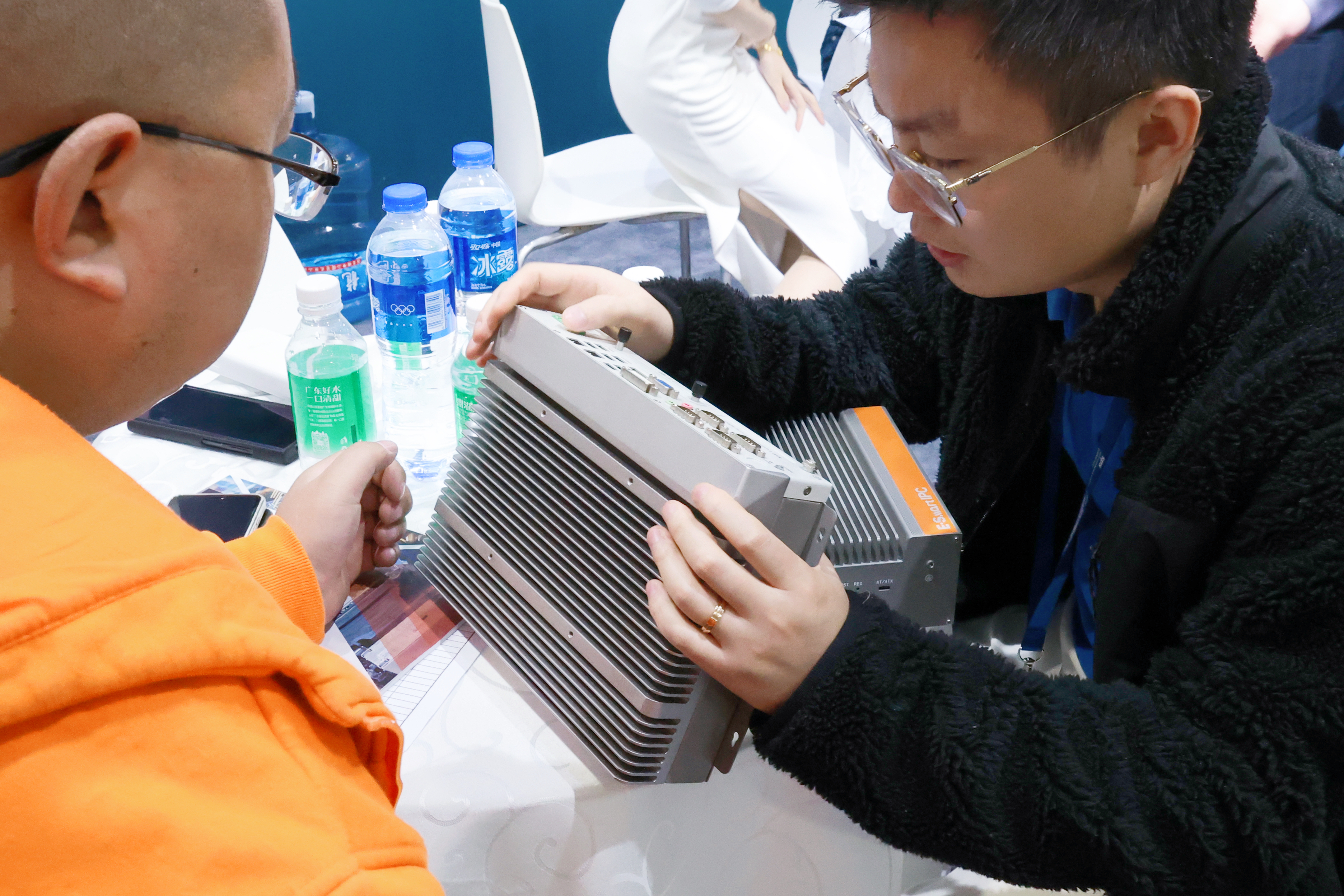 fdf47b12-6c96-4bc9-8d72-0fa336e27c67